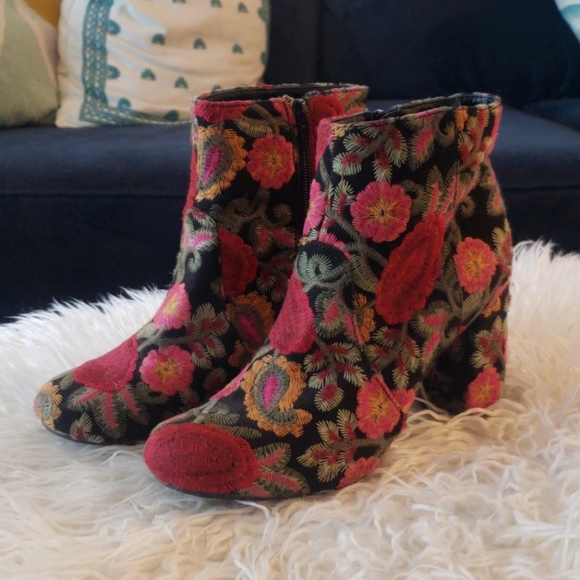 MIA Shoes - MIA floral bootie